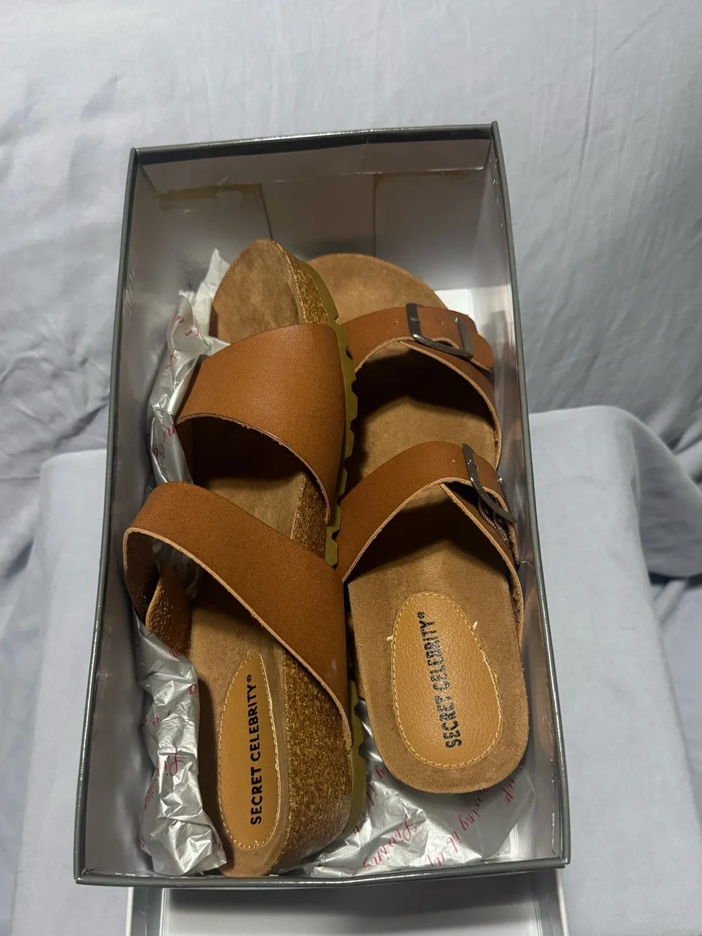 Women’s tan sandals size 10